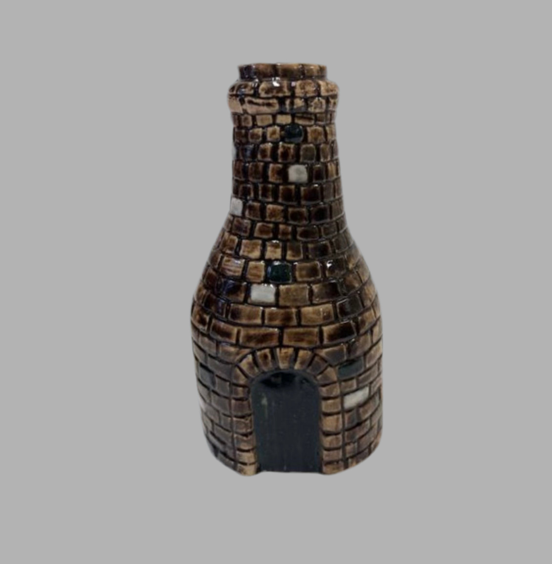 Bottle Kiln Medium 13cm Brown