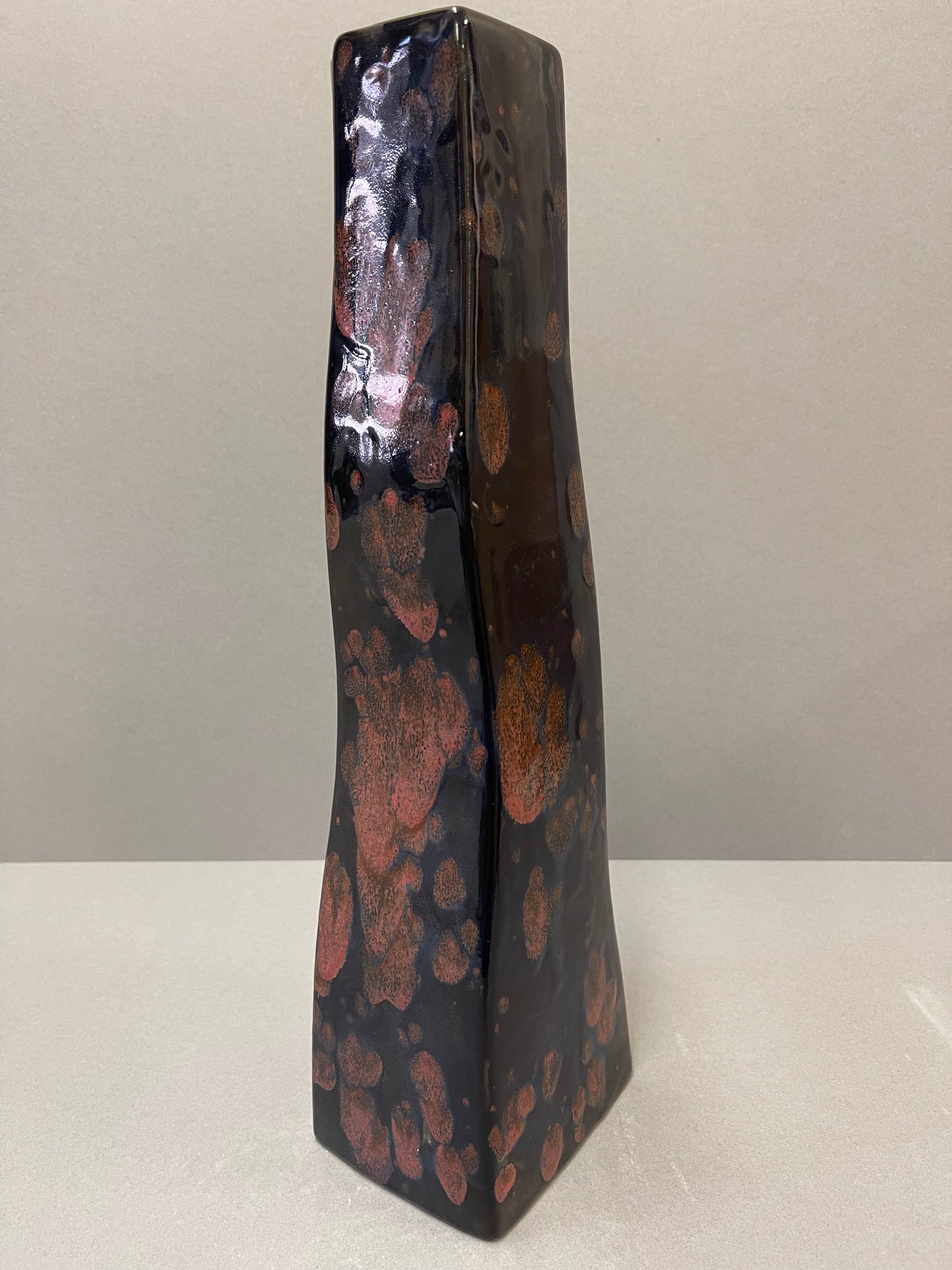 Black opal glaze effect