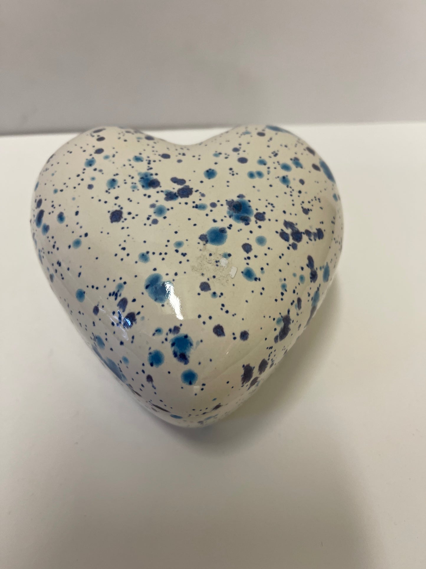 Glaze effect heart trinkets box
